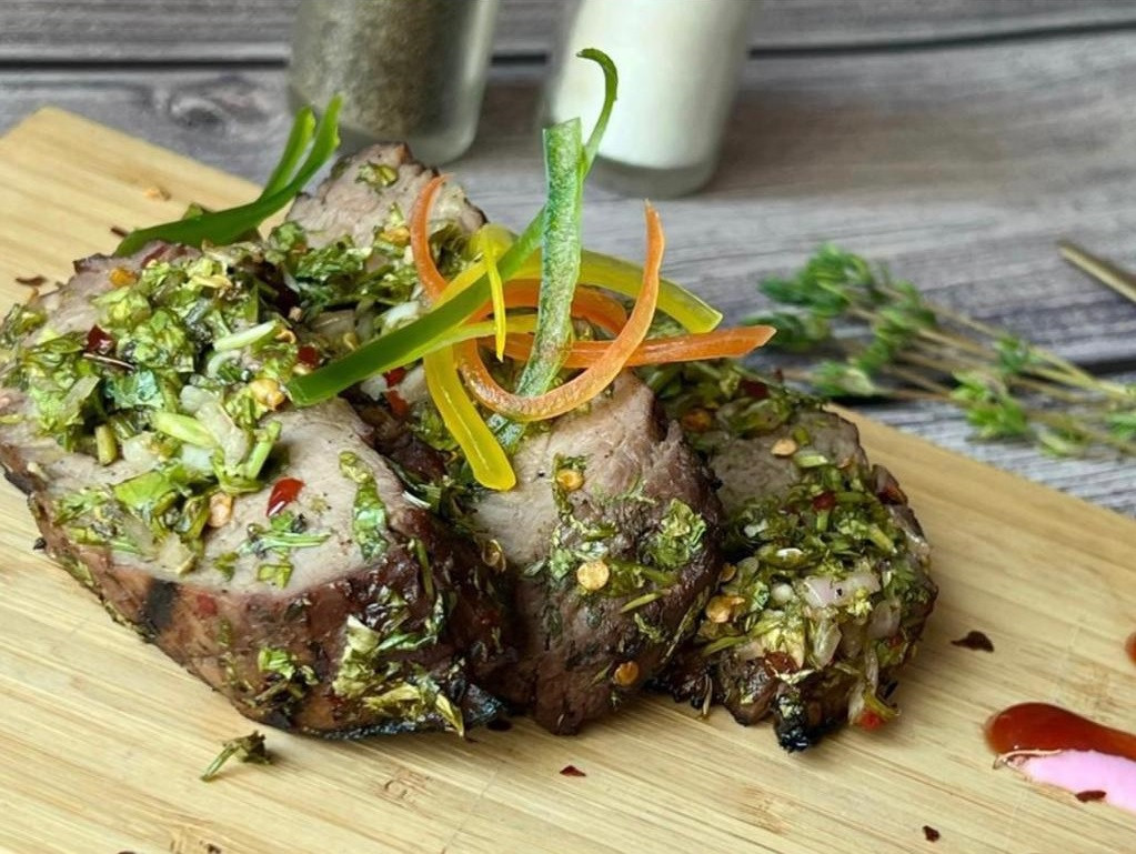 Beef Steak Chimichuri (CALORIES: 445 PROTEINS: 47 Grams FATS: 2 Grams)